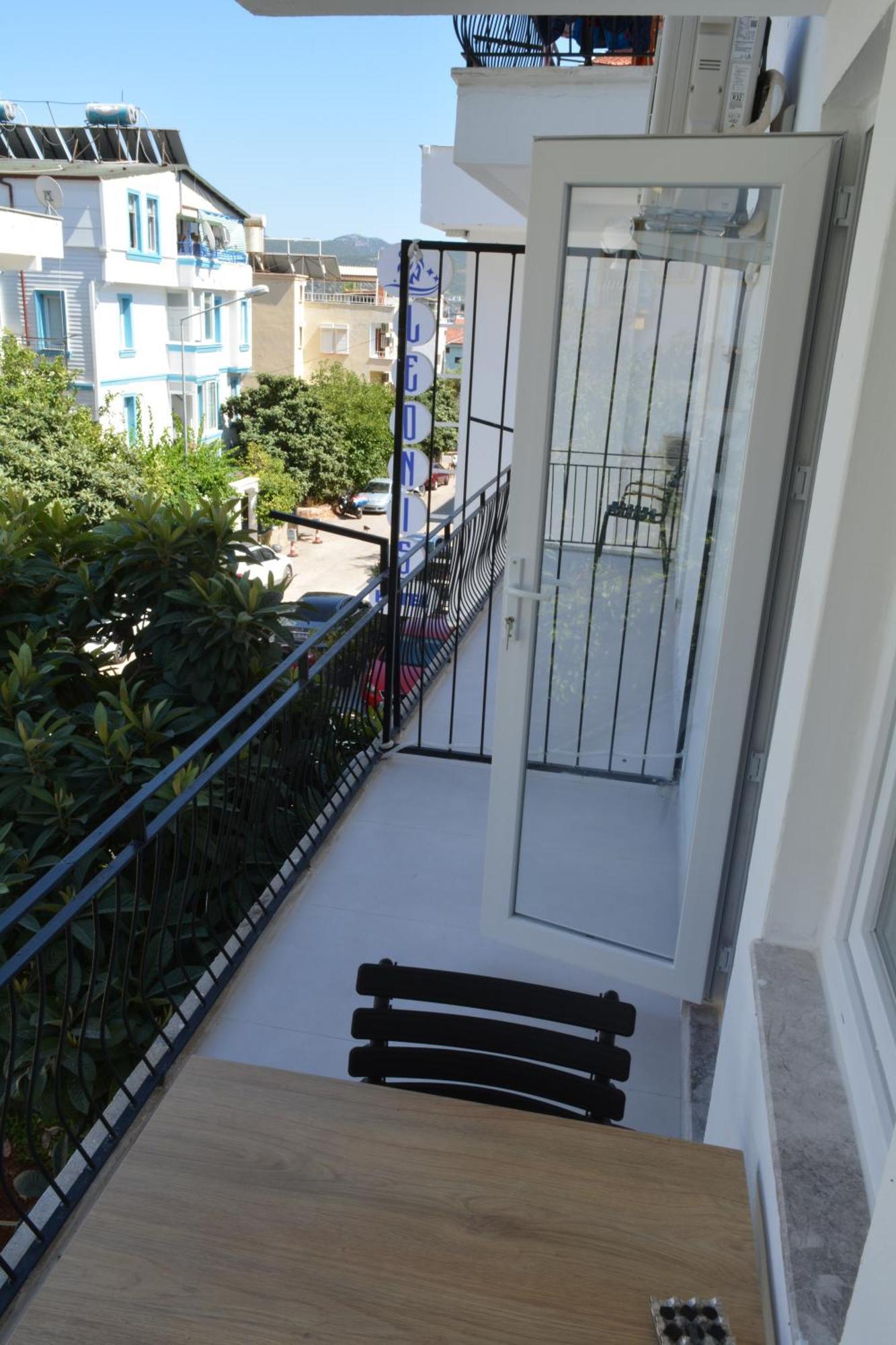 Leonis Hotel Каш Экстерьер фото